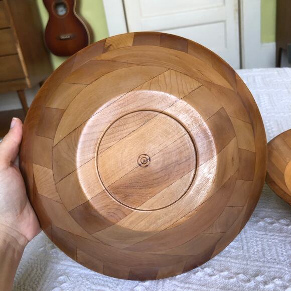 Vintage Segmented Wood Salad Bowls Set of 2 (10") Mid‑Century Modern Serving - Picture 5 of 11